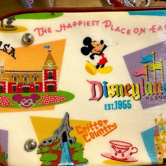 Disney Dooney & Bourke Retro Davis Tassel Bag - Picture 6 of 7